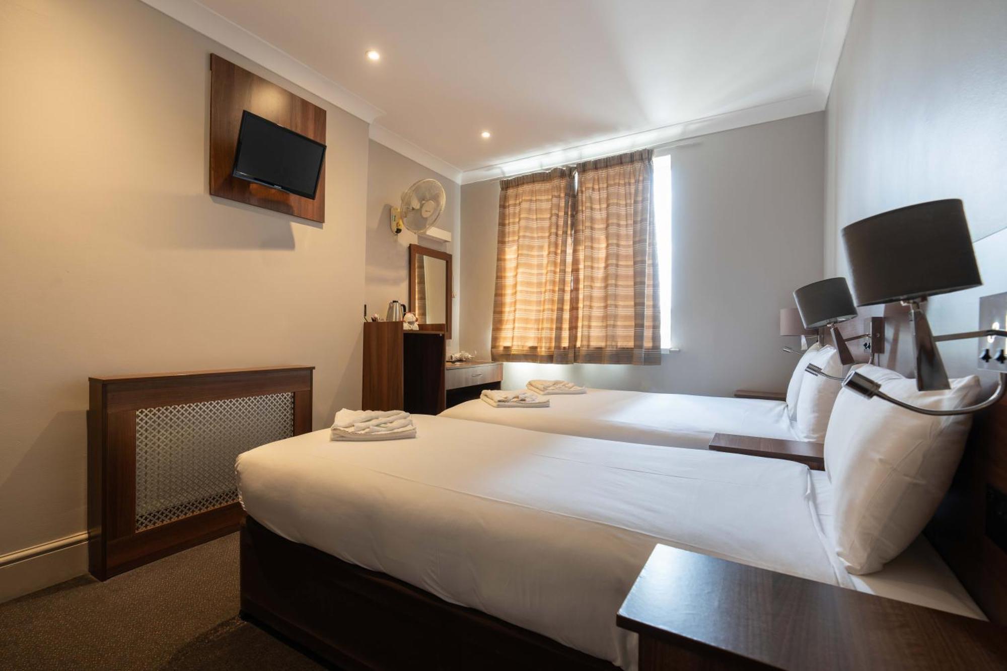 Ascot Hyde Park Hotel Лондон Екстер'єр фото