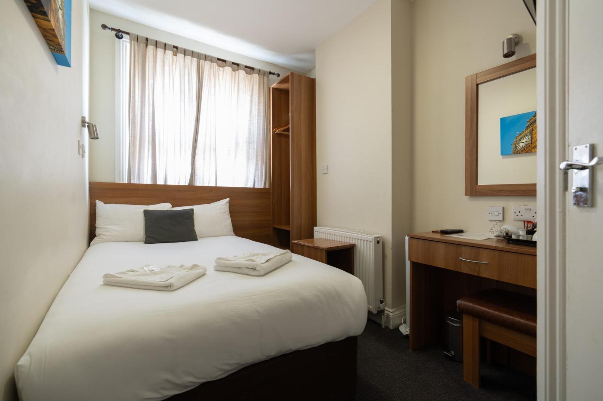 Ascot Hyde Park Hotel Лондон Екстер'єр фото